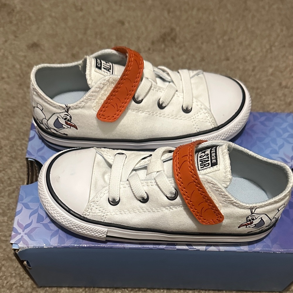 Disney White and Orange Olaf Sneakers